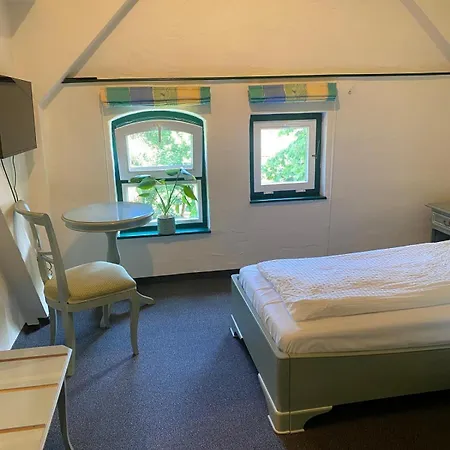 Πανσιόν Alte Wassermuehle 3*